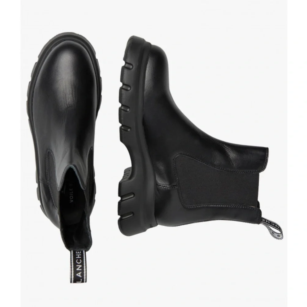 VOILE BLANCHE TWILLY CHELSEA
Leather Boots in Black - Picture 3 of 16